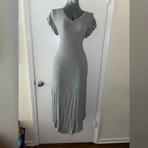 Gray short sleeve dress with side slits
